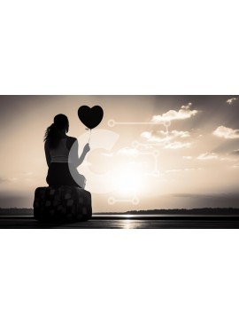 Intra Συλλεκτικό Ξύλινο Παζλ Plywood  4mm - Γυναίκα που κάθεται σε ανοιχτή βαλίτσα με μπαλόνι σε σχήμα καρδιάς στο φόντο Σε Ξύλινο Κουτί - Διαστάσεις Puzzle: 10x10 cm – 25 κομμάτια