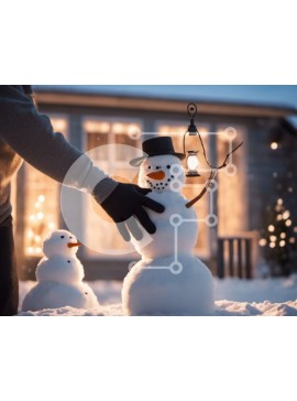 Intra Συλλεκτικό Ξύλινο Παζλ Plywood  4mm - Χιονάνθρωπος στο χιόνι με παιχνιδιάρικη δραστηριότητα και ένα διακοσμητικό φανάρι Σε Ξύλινο Κουτί - Διαστάσεις Puzzle: 10x10 cm – 25 κομμάτια