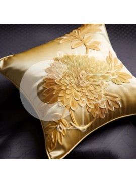 Σετ των 2 Intra Συλλεκτικό Ξύλινο Παζλ Plywood  4mm - Χρυσό μαξιλάρι με φλοράλ κέντημα σε μαύρο φόντο Σε Ξύλινο Κουτί - Διαστάσεις: 10x10 cm – 25 κομμάτια