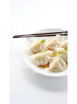 Intra Συλλεκτικό Ξύλινο Παζλ Plywood  4mm - Νόστιμα ζυμαρικά σε λευκό πιάτο με ξυλάκια Σε Ξύλινο Κουτί - Διαστάσεις: 10x10 cm – 25 κομμάτια