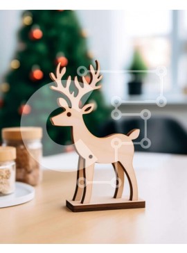 Intra Συλλεκτικό Ξύλινο Παζλ Plywood  4mm - Ξύλινο ειδώλιο ελαφιού στο τραπέζι με χριστουγεννιάτικο δέντρο στο φόντο Σε Ξύλινο Κουτί - Διαστάσεις Puzzle: 10x10 cm – 25 κομμάτια