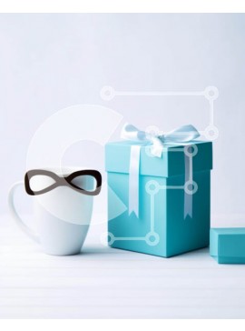 Intra Συλλεκτικό Ξύλινο Παζλ Plywood  4mm - Μπλε κουτί δώρου με ποτήρια και φλιτζάνι καφέ Σε Ξύλινο Κουτί - Διαστάσεις Puzzle: 10x10 cm – 25 κομμάτια