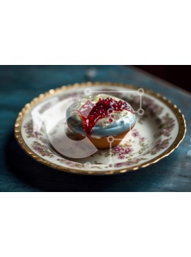 Σετ των 2 Intra Συλλεκτικό Ξύλινο Παζλ Plywood  4mm - Λαχταριστό Cupcake με Pink Frosting και Cherry από πάνω Σε Ξύλινο Κουτί - Διαστάσεις: 10x10 cm – 25 κομμάτια