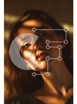 Intra Συλλεκτικό Ξύλινο Παζλ Plywood  4mm - Όμορφο πορτρέτο μιας νεαρής γυναίκας που κοιτάζει στην απόσταση Σε Ξύλινο Κουτί - Διαστάσεις Puzzle: 10x10 cm – 25 κομμάτια