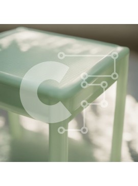 Intra Συλλεκτικό Ξύλινο Παζλ Plywood  4mm - Πράσινο πλαστικό τραπέζι στην επιφάνεια Σε Ξύλινο Κουτί - Διαστάσεις Puzzle: 10x10 cm – 25 κομμάτια