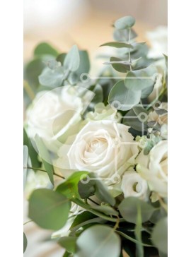 Σετ των 2 Intra Συλλεκτικό Ξύλινο Παζλ Plywood  4mm - Μπουκέτο με λευκά τριαντάφυλλα και πράσινο στο τραπέζι Σε Ξύλινο Κουτί - Διαστάσεις: 10x10 cm – 25 κομμάτια