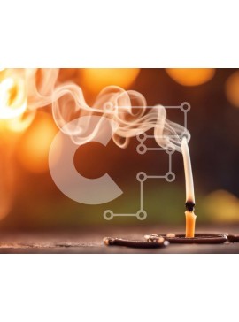 Intra Συλλεκτικό Ξύλινο Παζλ Plywood  4mm - Αναμμένο θυμιατό ραβδί με ανερχόμενο καπνό σε ξύλινη επιφάνεια Σε Ξύλινο Κουτί - Διαστάσεις Puzzle: 10x10 cm – 25 κομμάτια