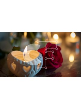 Intra Συλλεκτικό Ξύλινο Παζλ Plywood  4mm - Ρομαντικό κερί σε σχήμα καρδιάς στο τραπέζι Σε Ξύλινο Κουτί - Διαστάσεις Puzzle: 10x10 cm – 25 κομμάτια