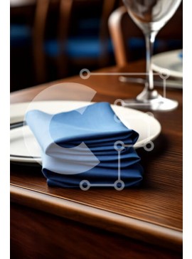 Σετ των 2 Intra Συλλεκτικό Ξύλινο Παζλ Plywood  4mm - Μπλε χαρτοπετσέτα σε λευκό πιάτο με ποτήρι και μπουκάλι κρασιού Σε Ξύλινο Κουτί - Διαστάσεις: 10x10 cm – 25 κομμάτια