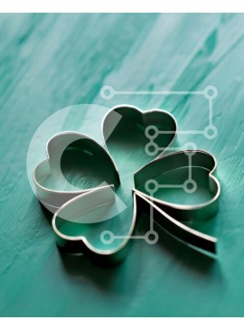 Σετ των 2 Intra Συλλεκτικό Ξύλινο Παζλ Plywood  4mm - Κόφτες μπισκότων σε σχήμα τριφυλλιού σε πράσινη επιφάνεια Σε Ξύλινο Κουτί - Διαστάσεις: 10x10 cm – 25 κομμάτια