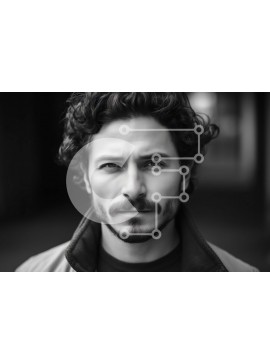 Intra Συλλεκτικό Ξύλινο Παζλ Plywood  4mm - Πορτρέτο άνδρα με σγουρά μαλλιά και γένια που φορά μαύρο σακάκι Σε Ξύλινο Κουτί - Διαστάσεις Puzzle: 10x10 cm – 25 κομμάτια