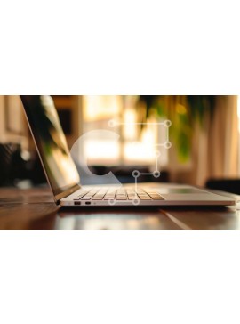 Intra Συλλεκτικό Ξύλινο Παζλ Plywood  4mm - Φορητός υπολογιστής σε ξύλινο τραπέζι στο γραφείο σπιτιού Σε Ξύλινο Κουτί - Διαστάσεις Puzzle: 10x10 cm – 25 κομμάτια