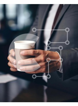 Intra Συλλεκτικό Ξύλινο Παζλ Plywood  4mm - Άτομο που κρατά ένα άδειο φλιτζάνι καφέ Σε Ξύλινο Κουτί - Διαστάσεις Puzzle: 10x10 cm – 25 κομμάτια