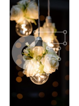 Intra Συλλεκτικό Ξύλινο Παζλ Plywood  4mm - Κομψές Λευκές Ανθοσυνθέσεις με Λαμπάκια Σε Ξύλινο Κουτί - Διαστάσεις Puzzle: 10x10 cm – 25 κομμάτια