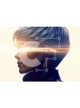 Intra Συλλεκτικό Ξύλινο Παζλ Plywood  4mm - Γυναίκα με κοντά μαλλιά και σκούρα γυαλιά ηλίου Σε Ξύλινο Κουτί - Διαστάσεις Puzzle: 10x10 cm – 25 κομμάτια