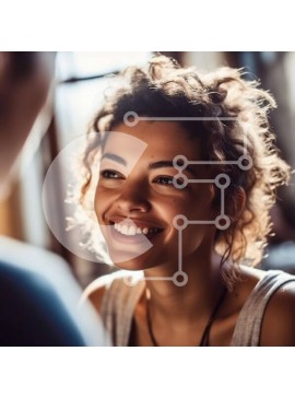 Intra Συλλεκτικό Ξύλινο Παζλ Plywood  4mm - Χαμογελώντας γυναίκα και άνδρας που συνομιλούν σε ένα τραπέζι καφέ Σε Ξύλινο Κουτί - Διαστάσεις Puzzle: 10x10 cm – 25 κομμάτια