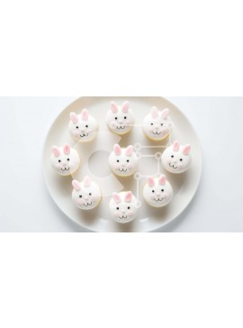 Σετ των 2 Intra Συλλεκτικό Ξύλινο Παζλ Plywood  4mm - Cupcakes με πρόσωπα λαγουδάκι σε λευκό πιάτο Σε Ξύλινο Κουτί - Διαστάσεις: 10x10 cm – 25 κομμάτια