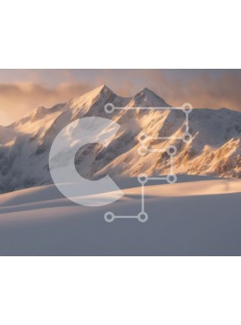 Intra Συλλεκτικό Ξύλινο Παζλ Plywood  4mm - Χιονισμένο βουνό με σκιέρ και σνόουμπορντ Σε Ξύλινο Κουτί - Διαστάσεις: 10x10 cm – 25 κομμάτια