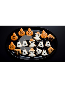 Σετ των 2 Intra Συλλεκτικό Ξύλινο Παζλ Plywood  4mm - Μπισκότα με θέμα το Halloween με κολοκύθες, φαντάσματα και μάγισσες Σε Ξύλινο Κουτί - Διαστάσεις: 10x10 cm – 25 κομμάτια