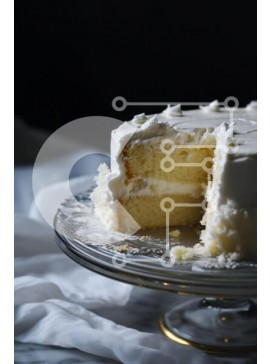 Σετ των 2 Intra Συλλεκτικό Ξύλινο Παζλ Plywood  4mm - Κομψό λευκό παγωμένο κέικ σε ασημένιο πιάτο Σε Ξύλινο Κουτί - Διαστάσεις: 10x10 cm – 25 κομμάτια