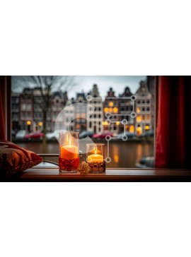 Intra Συλλεκτικό Ξύλινο Παζλ Plywood  4mm - Κηροπήγια στο περβάζι παραθύρου μπροστά από το φωτισμένο κτίριο τη νύχτα Σε Ξύλινο Κουτί - Διαστάσεις Puzzle: 10x10 cm – 25 κομμάτια