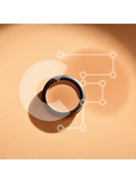 Σετ των 2 Intra Συλλεκτικό Ξύλινο Παζλ Plywood  4mm - Εκπληκτική κοντινή πλάνο μιας σύγχρονης μαύρης βέρας σε ουδέτερο φόντο Σε Ξύλινο Κουτί - Διαστάσεις: 10x10 cm – 25 κομμάτια