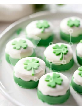 Σετ των 2 Intra Συλλεκτικό Ξύλινο Παζλ Plywood  4mm - Cupcakes και μπισκότα του Αγίου Πατρικίου Σε Ξύλινο Κουτί - Διαστάσεις: 10x10 cm – 25 κομμάτια