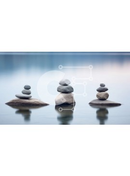 Intra Συλλεκτικό Ξύλινο Παζλ Plywood  4mm - Όμορφος σχηματισμός βράχου σε σχήμα πυραμίδας σε ήρεμη λίμνη με φόντο βουνών Σε Ξύλινο Κουτί - Διαστάσεις: 10x10 cm – 25 κομμάτια