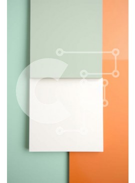 Intra Συλλεκτικό Ξύλινο Παζλ Plywood  4mm - Ζωντανή εικόνα μιας κενού Λευκής Βίβλου σε πολύχρωμο φόντο Σε Ξύλινο Κουτί - Διαστάσεις Puzzle: 10x10 cm – 25 κομμάτια