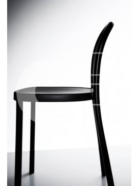 Intra Συλλεκτικό Ξύλινο Παζλ Plywood  4mm - Κομψή μαύρη καρέκλα σε ουδέτερο φόντο Σε Ξύλινο Κουτί - Διαστάσεις Puzzle: 10x10 cm – 25 κομμάτια