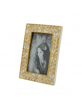 Artekko Frame Λευκή Κορνίζα Ρητίνης για Φωτογραφία 4Χ6" με Χρυσές Λεπτομέρειες (15.5x1.8x20.5)cm Artekko B8585